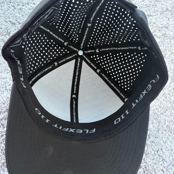 New snapback hat - Picture 4 of 5